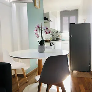 https://lea.fr-paris.fr